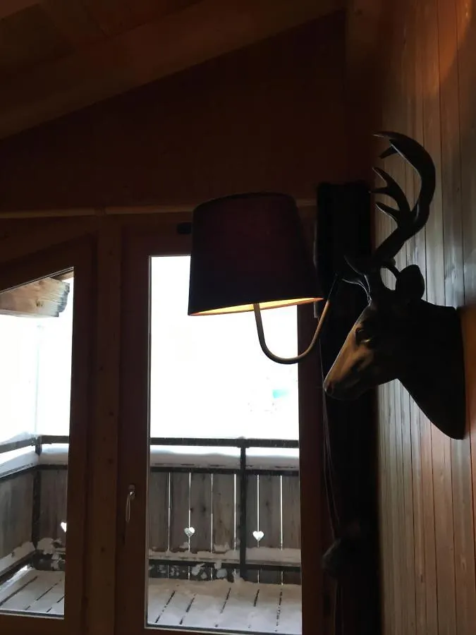Chalet Du Pont D Arbon メジェーヴ